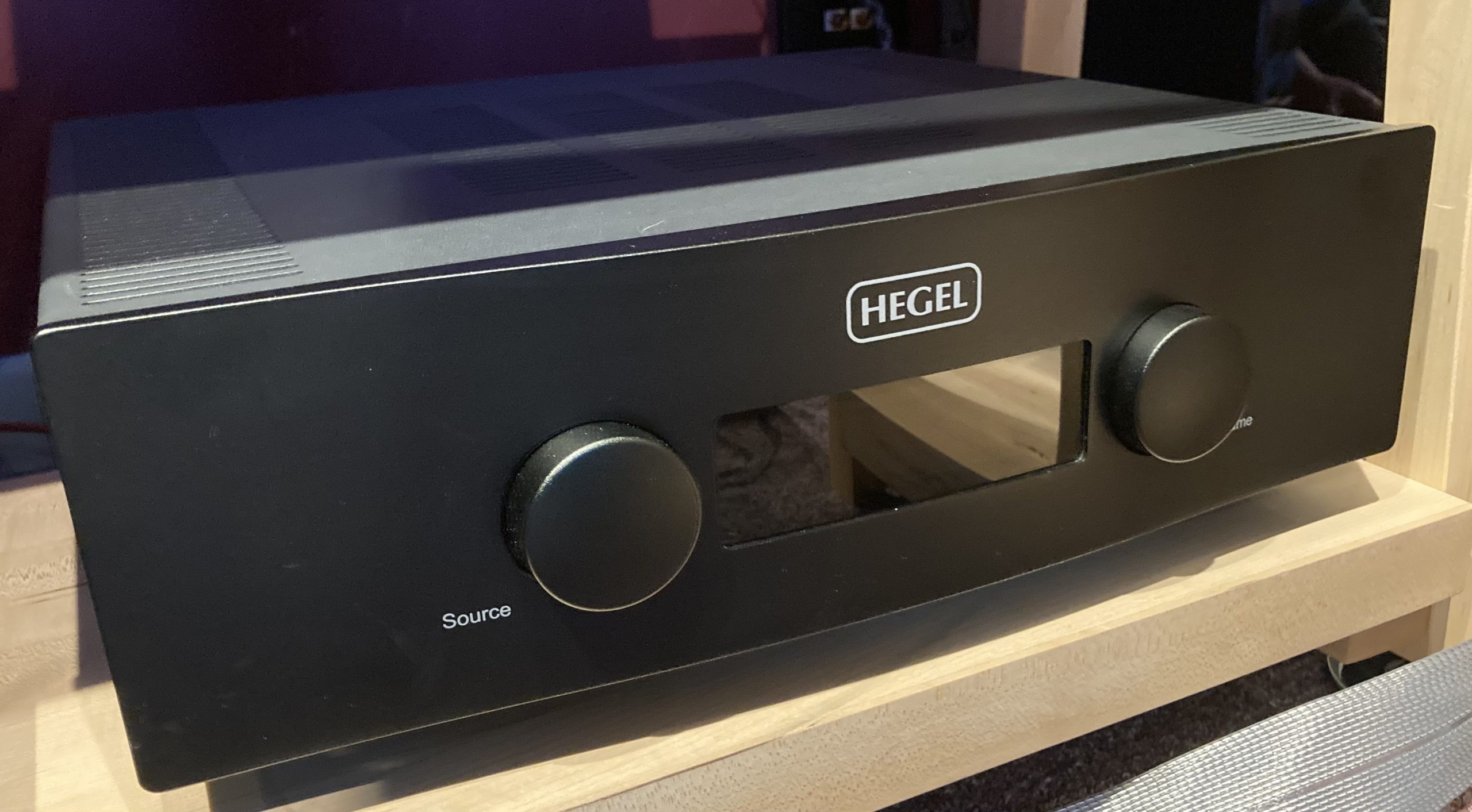 Hegel H390 Integrated Amp